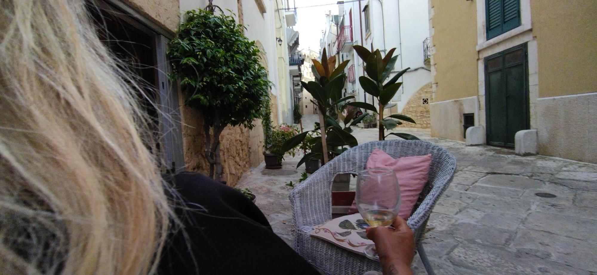 Dimora Delle Badesse Bed and Breakfast Κονβερσάνο Εξωτερικό φωτογραφία
